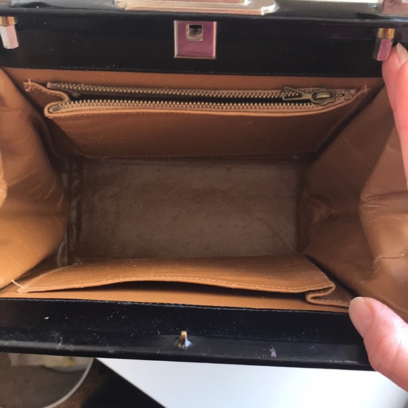 Sweetest Vintage Handbag - Picture 6 of 9